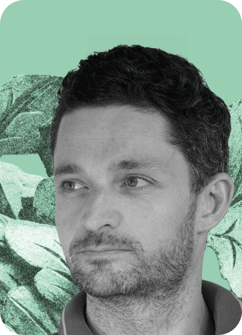 Dr Simon West